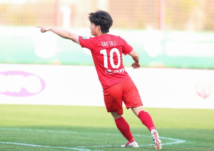 上海海港富盛經(jīng)開隊(duì)2：1戰(zhàn)勝對(duì)手，取得2025中乙聯(lián)賽開門紅