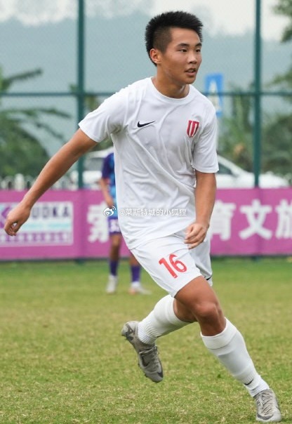 中國職業(yè)賽場首位09后！成都蓉城B隊16歲小將帥惟浩上演生涯首秀