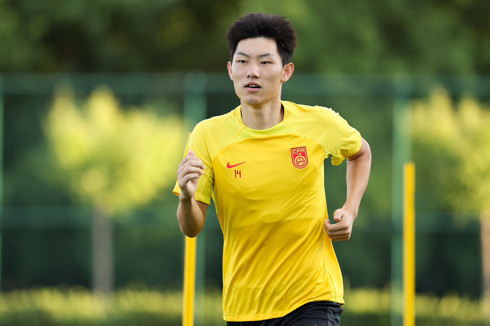 魯媒：泰山隊(duì)抵達(dá)梅州五外援齊整，四名國(guó)腳可出戰(zhàn)史松宸隨隊(duì)
